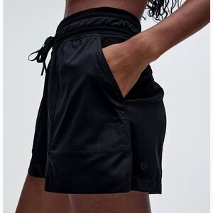Lululemon Dance Studio High-Rise Short 3.5" ribbed black drawstring 4